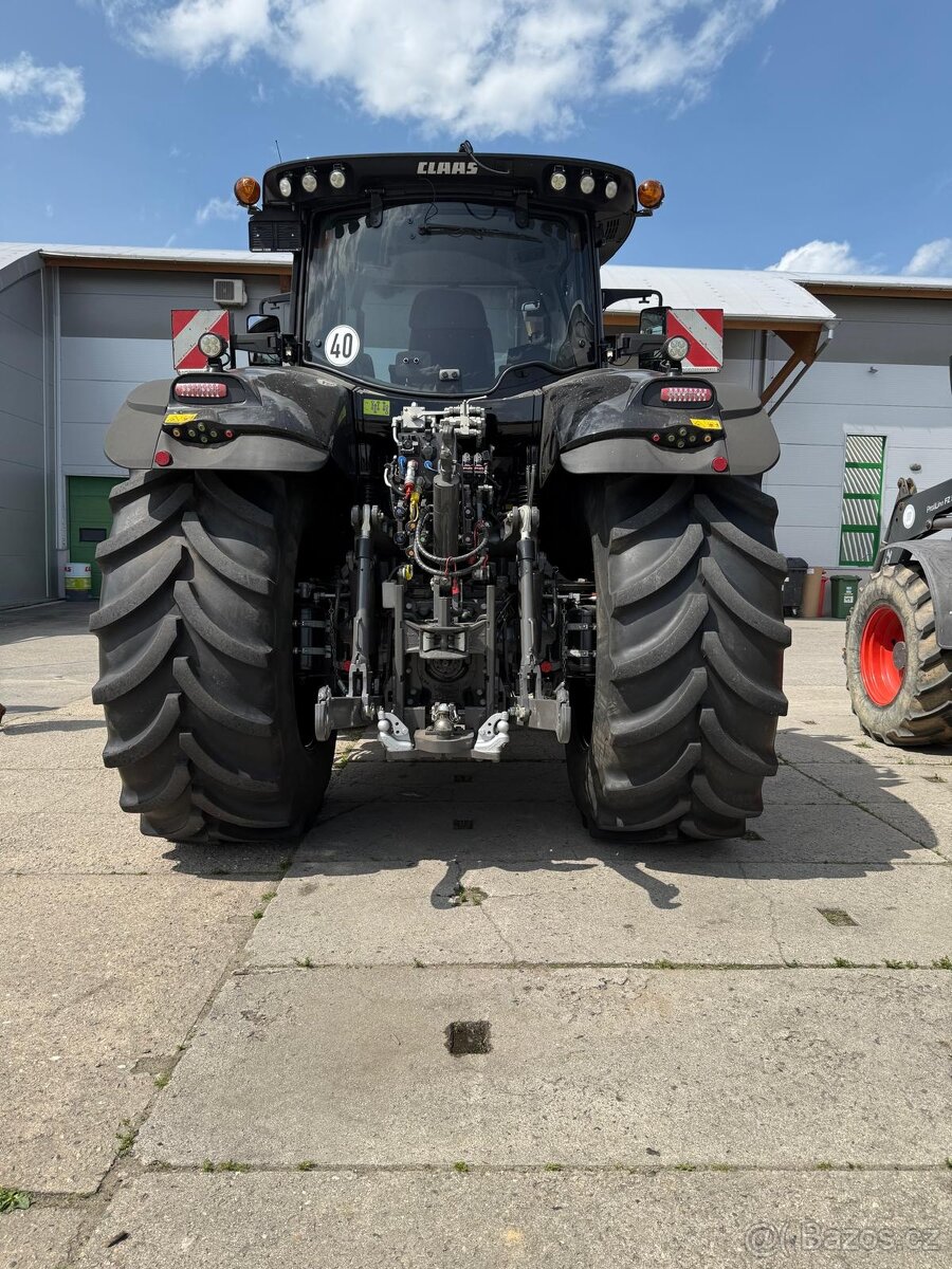 Traktor CLAAS AXION 830 CMATIC - 3