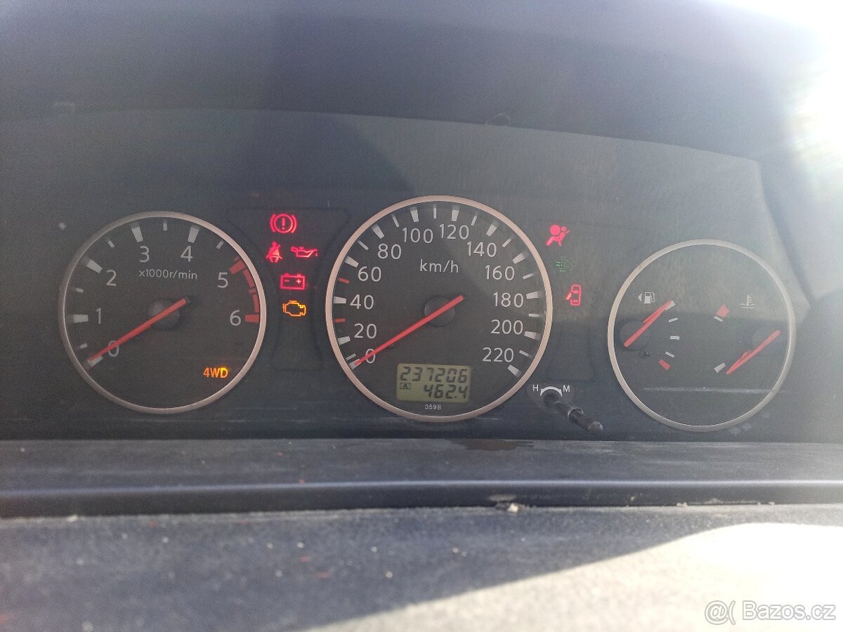 Nissan Xtrail 2.2dci 100 kW rok 2006 - 3