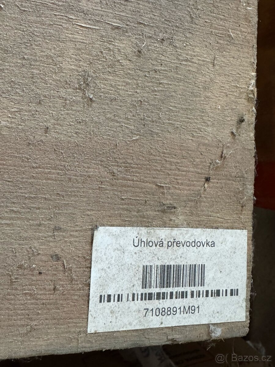 Úhlová převodovka LAVERDA 7108891M91 - 3