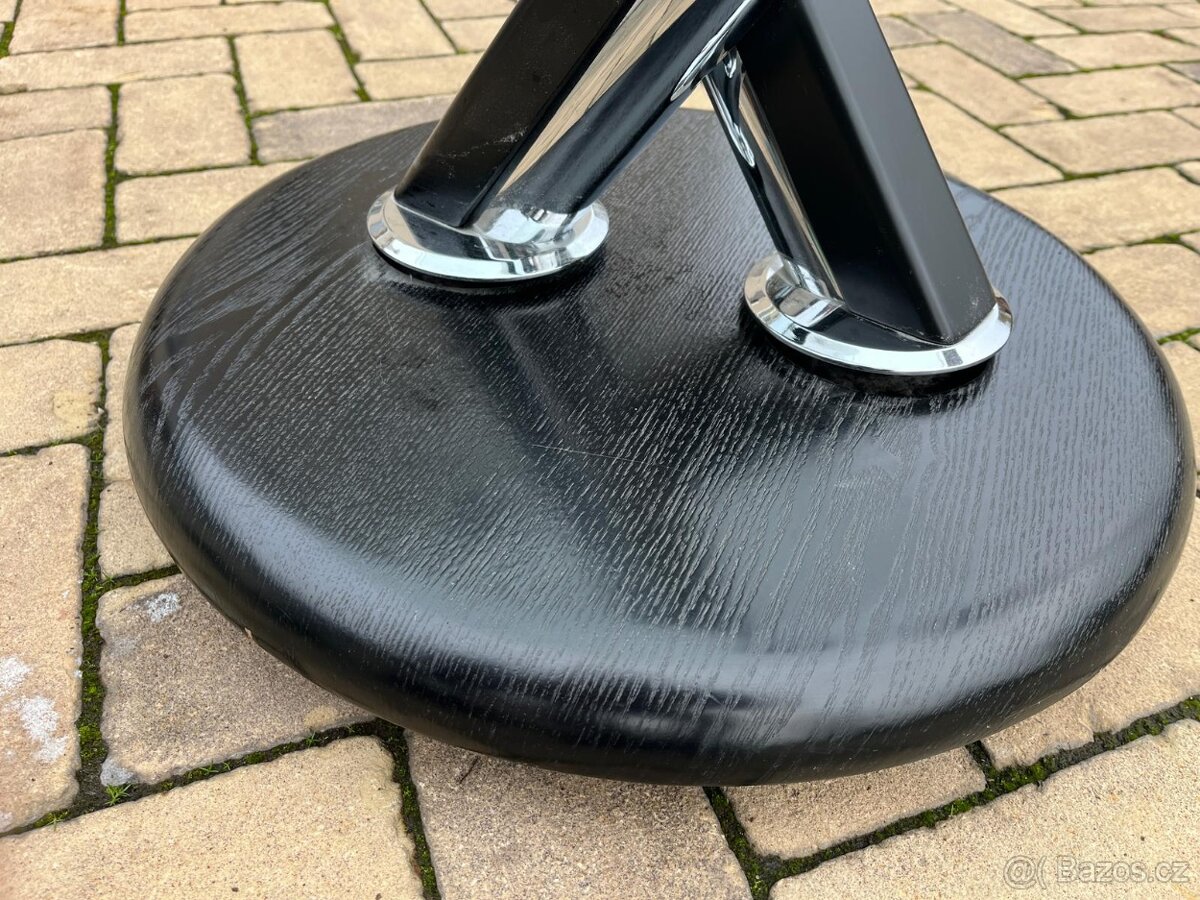 Designový otáčecí konferenční stolek - 3