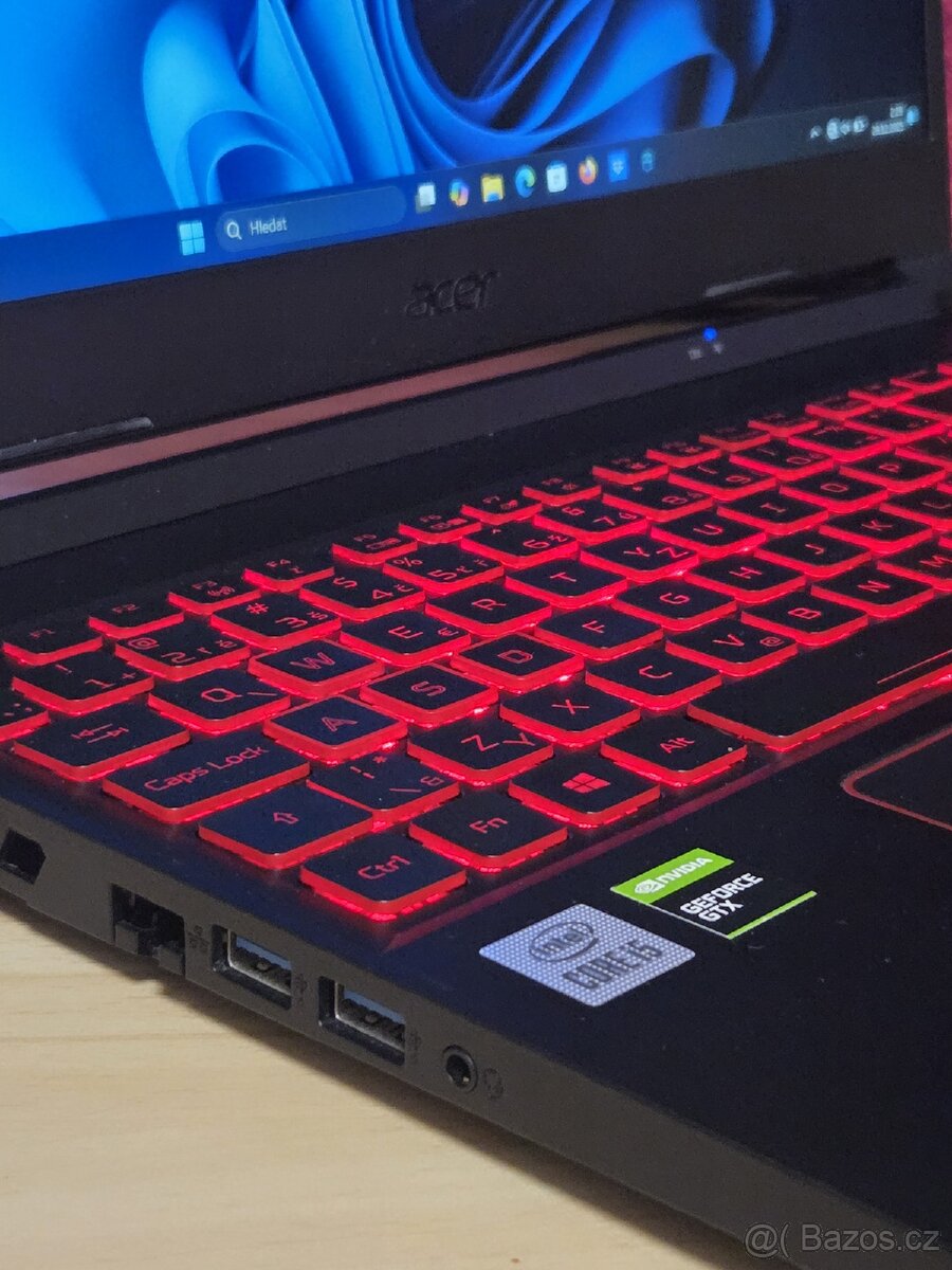 Acer Nitro 5 - 3