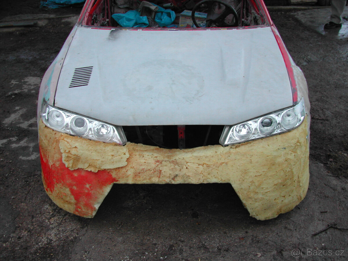 Prodám Honda CRX s doklady na náhradní díly - 3