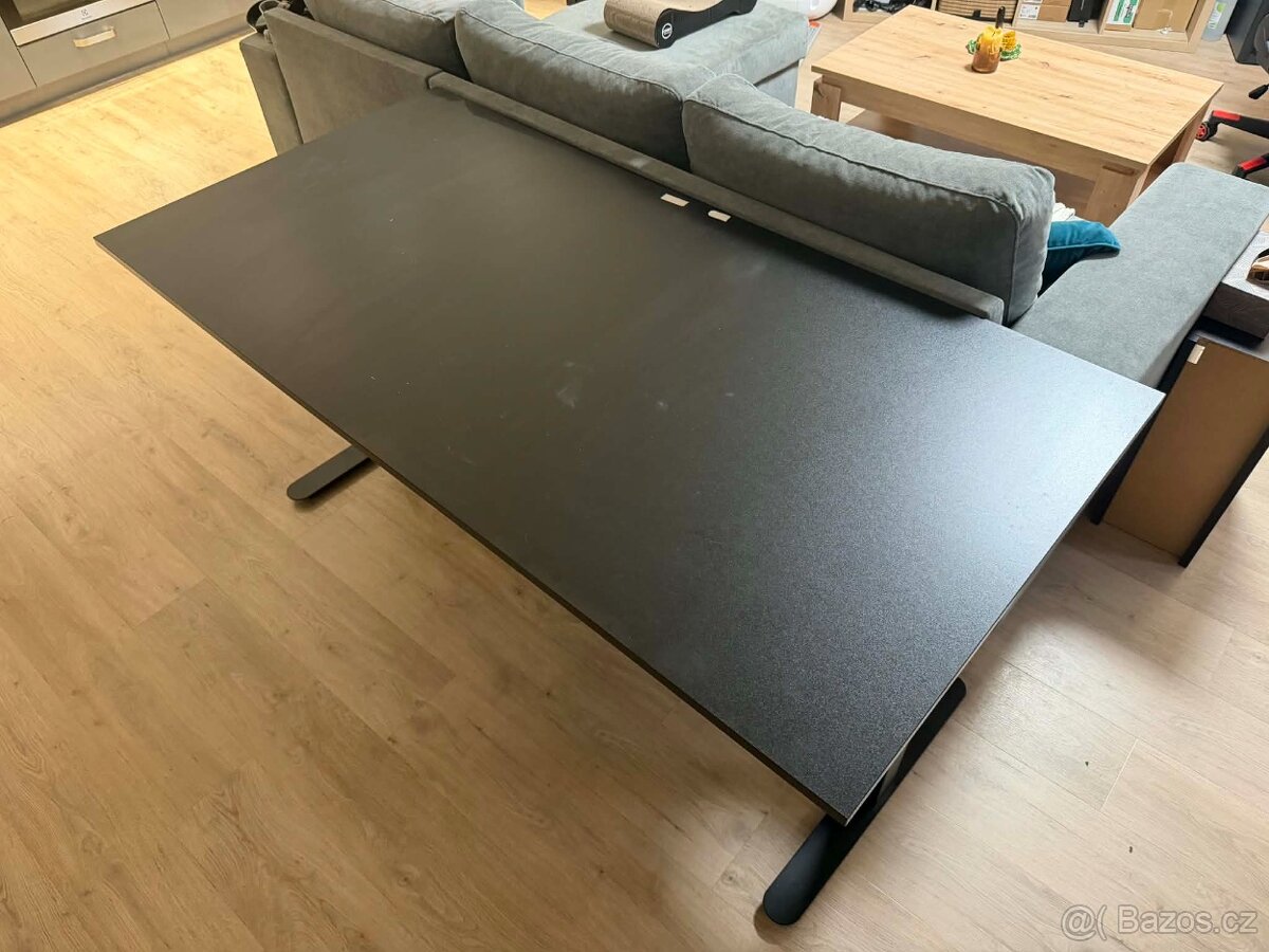 Pracovní stůl STAUNING - 3