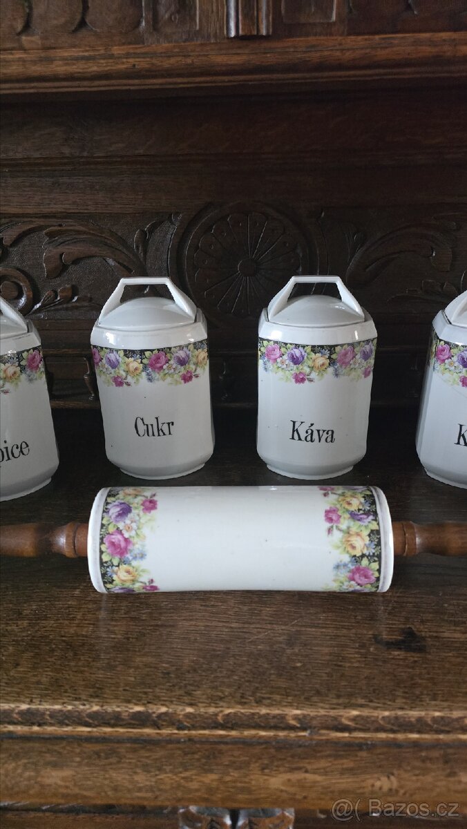 Porcelánové kořenky - 3