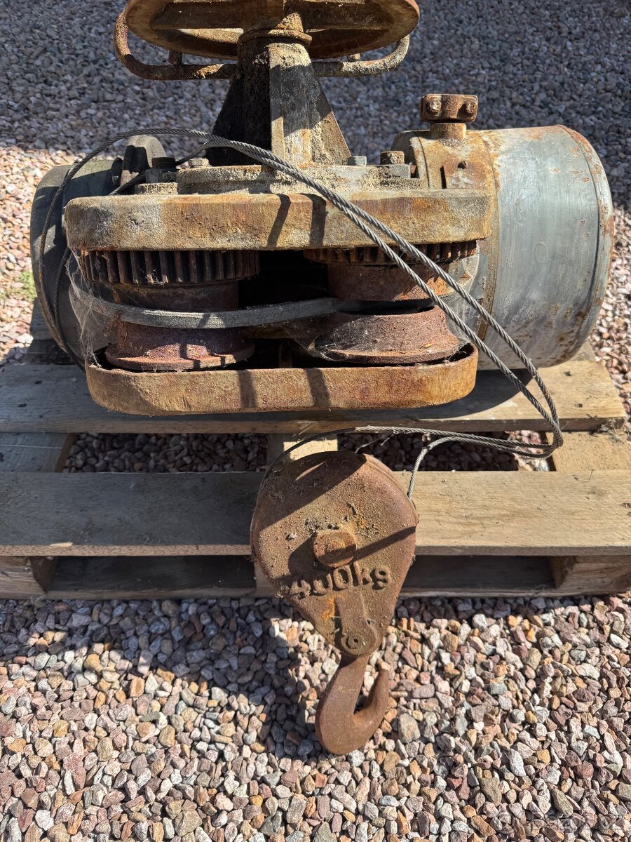 Vrátek,kočka,zvedací zařízení - 3