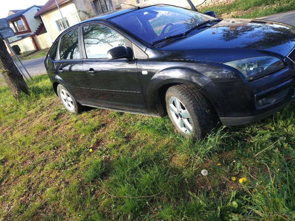 Prodám Ford Focus MK2 - 3