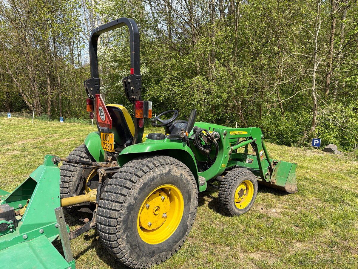 Prodám John Deere 3036e - 3