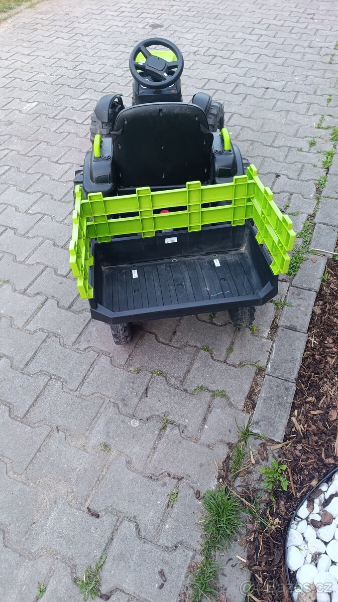 Prodám elektri traktor s vlečkou - 3