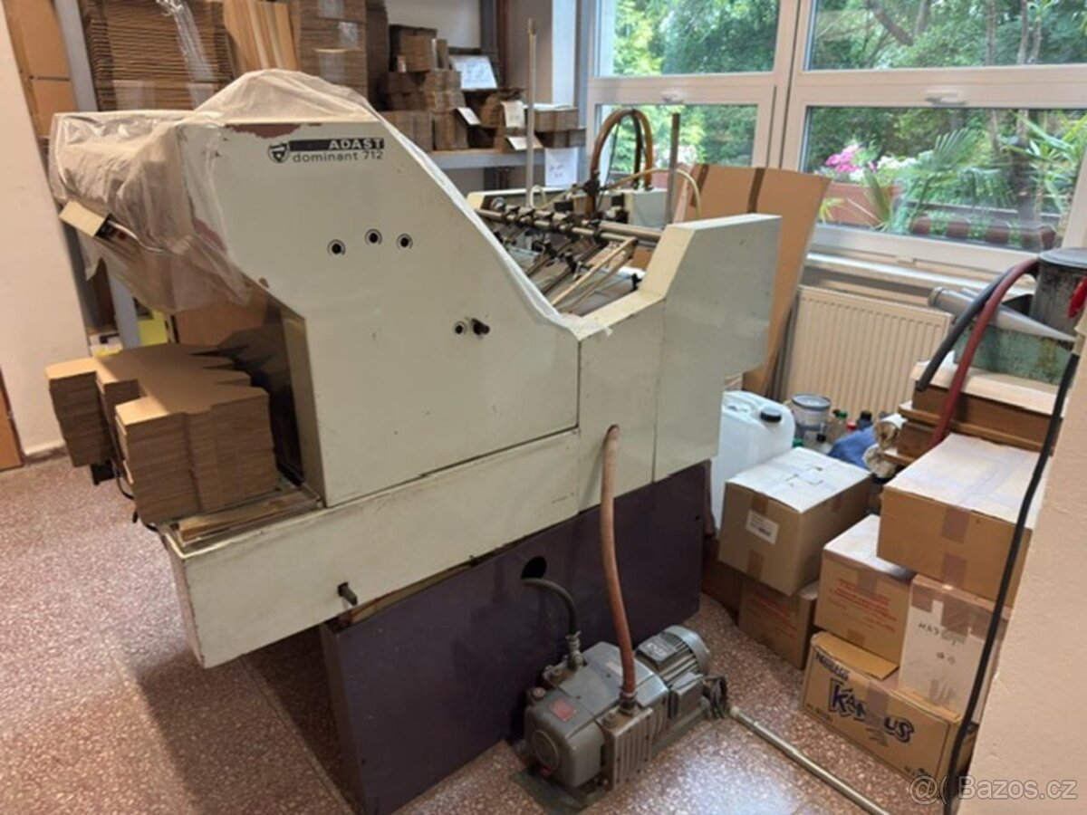 Nástrojářská frézka TOS UNITOS 2 - 3