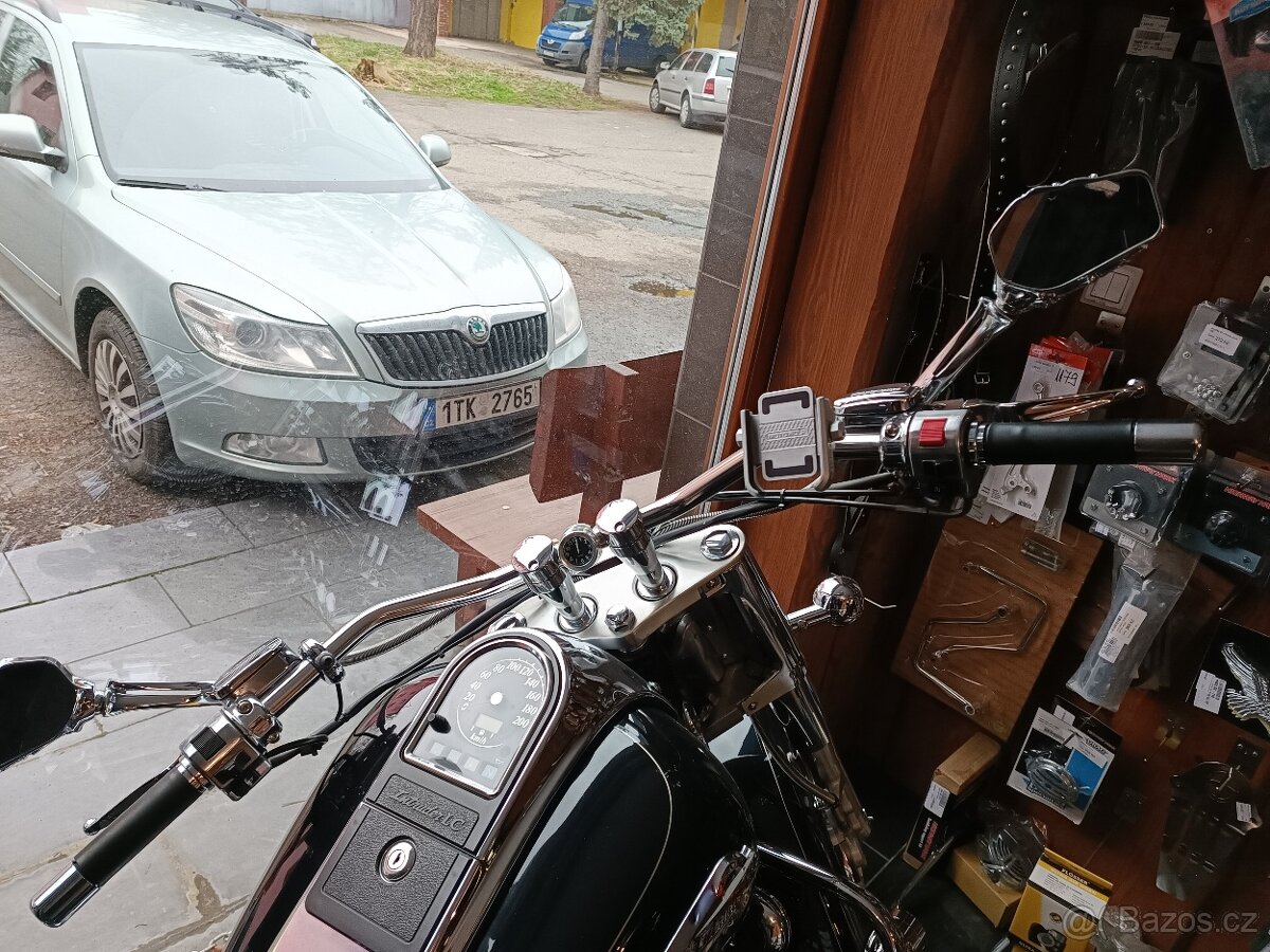 Suzuki VL1500LC Intruder - 3