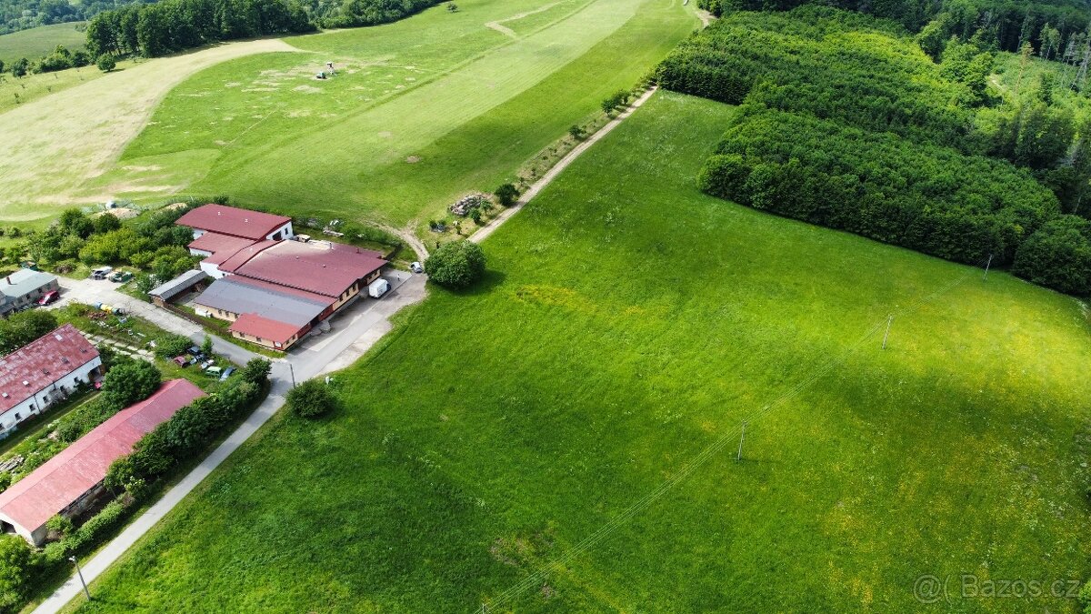 Prodej komerčního pozemku v Petrůvce u Slavičína - 3