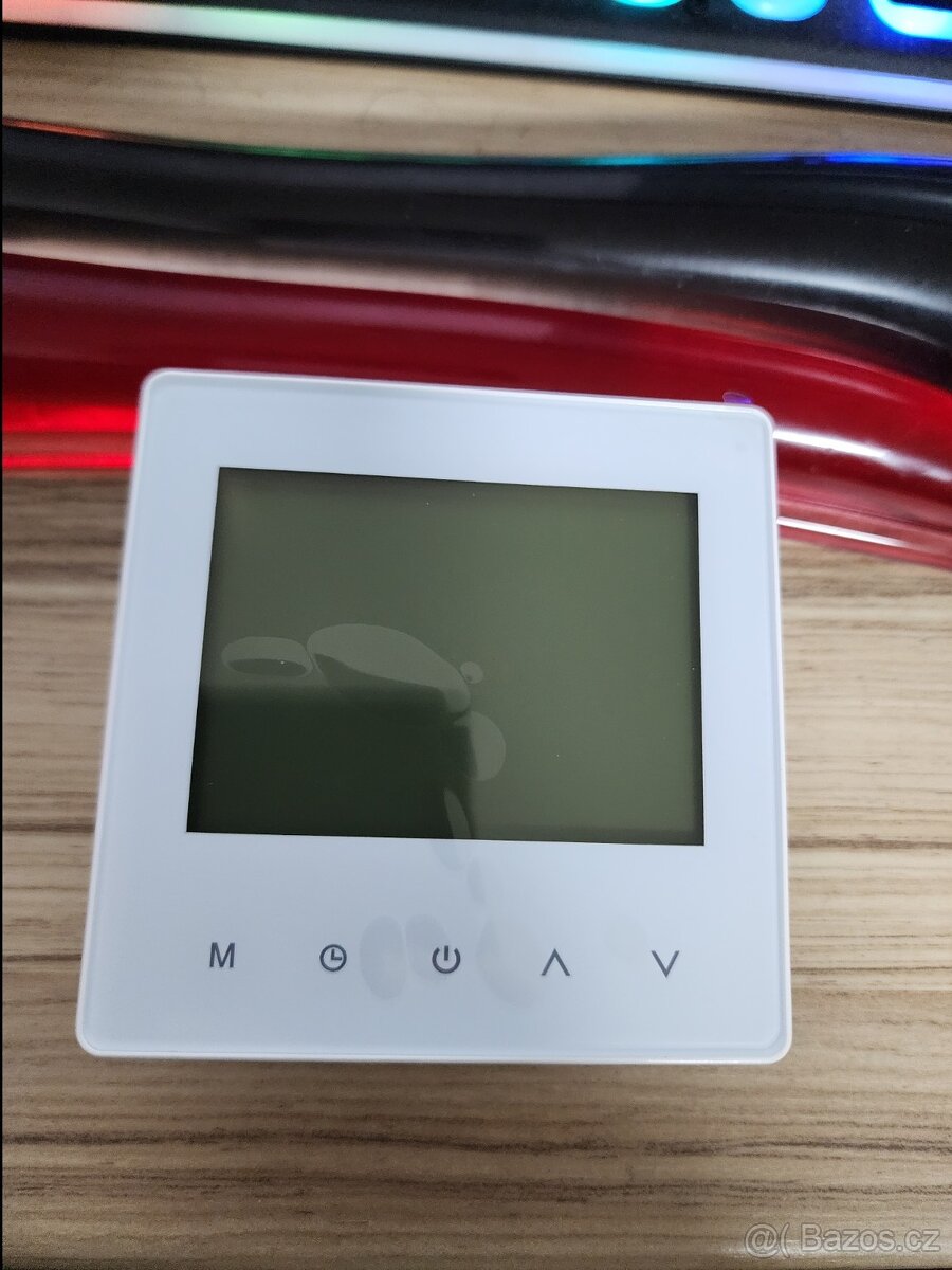 Digitální WiFi termostat ME81H.31 – pro vodní podl. vytápění - 3