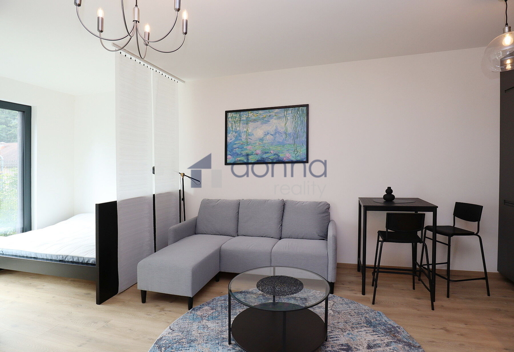 Pronájem bytu 1+kk, 38m2, ve 2. NP v novostavbě, zahrada, pa - 3