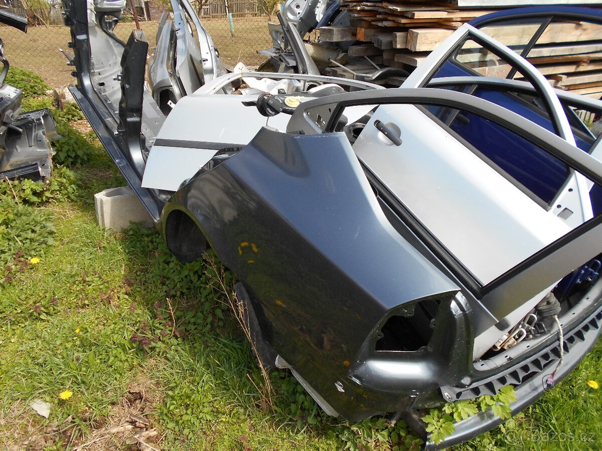 škoda prahy sloupky špičky podběhu střechy zadní blatniky - 3