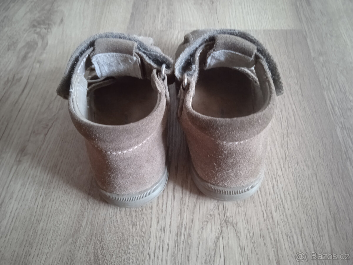 Kožené sandálky vel. 25 - 3
