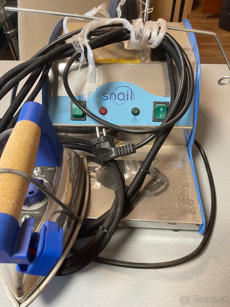 Napařovací stanice -žehlička s bojlerem - 3