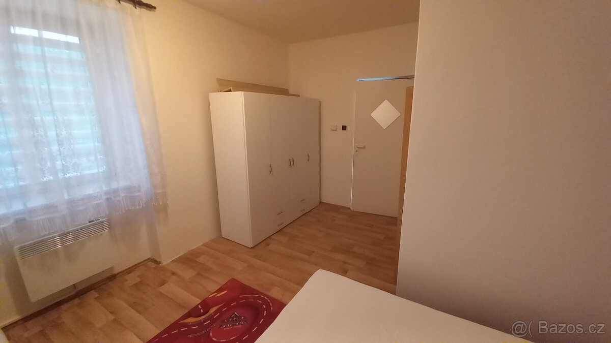 Pronájem bytu 2 + 1 - 3