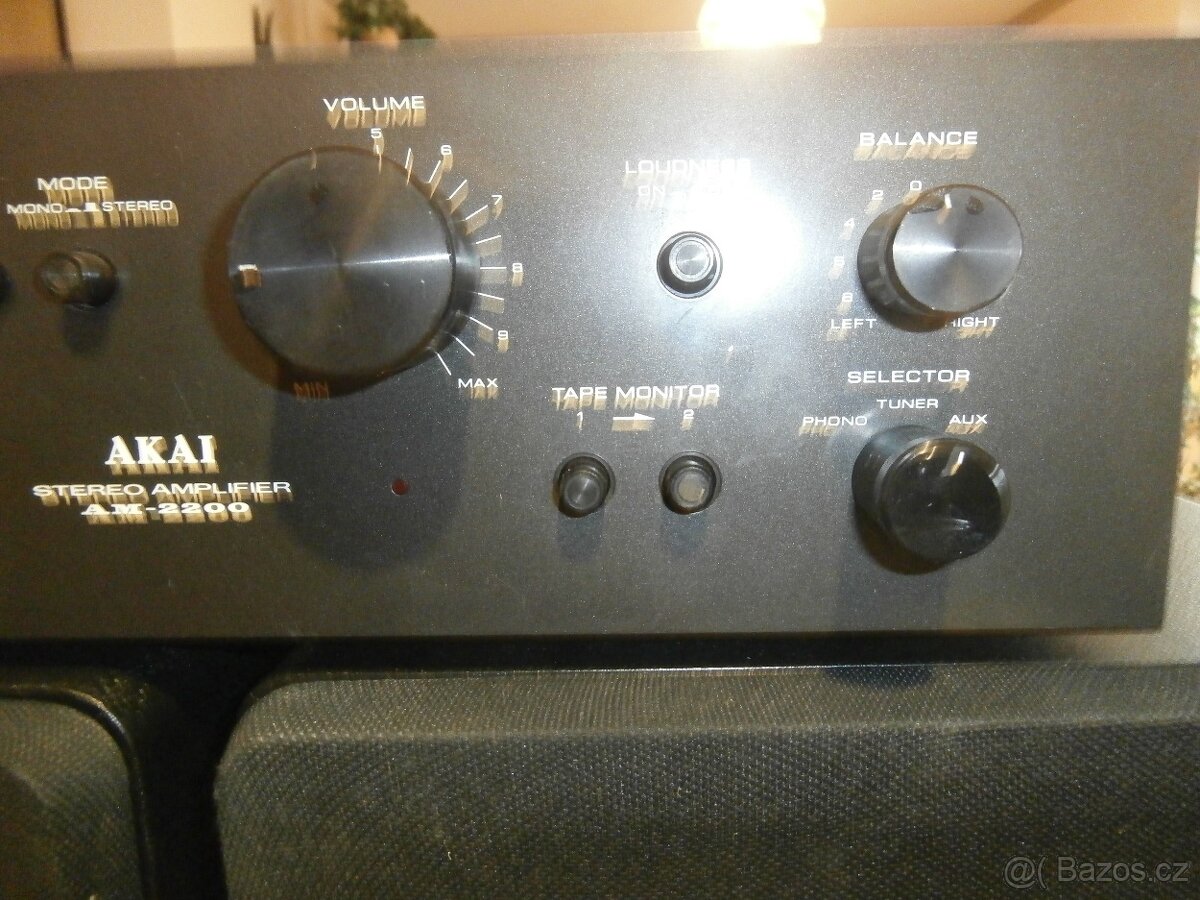 AKAI AM-2200 - 3