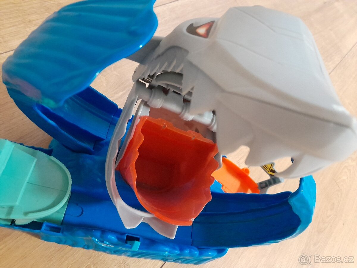 Velká Hot Wheels dráha - 3