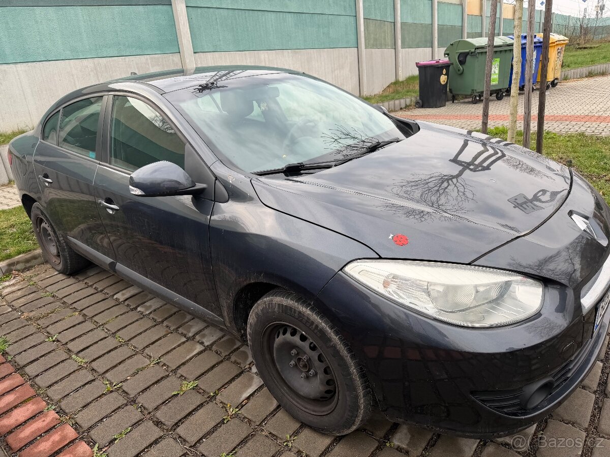 Renault Fluence 1.6i - 3