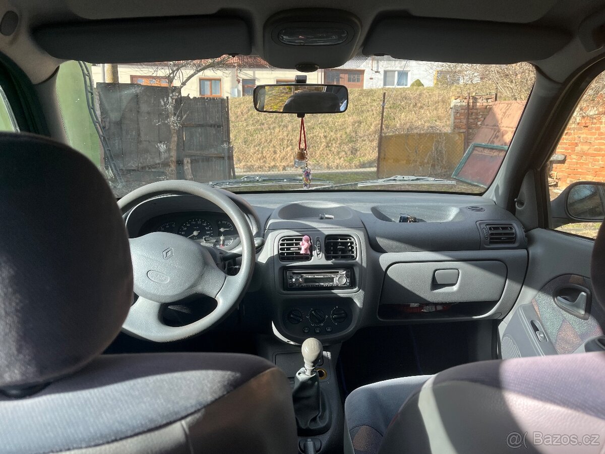 Renault Clio - 3