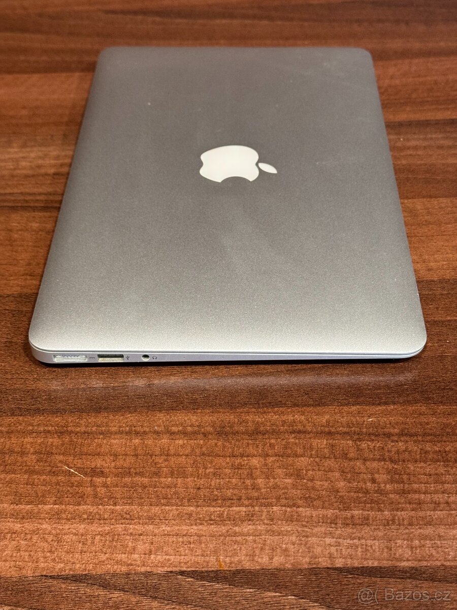 MacBook Air 11" (2013) i7/8GB/256GB - 3