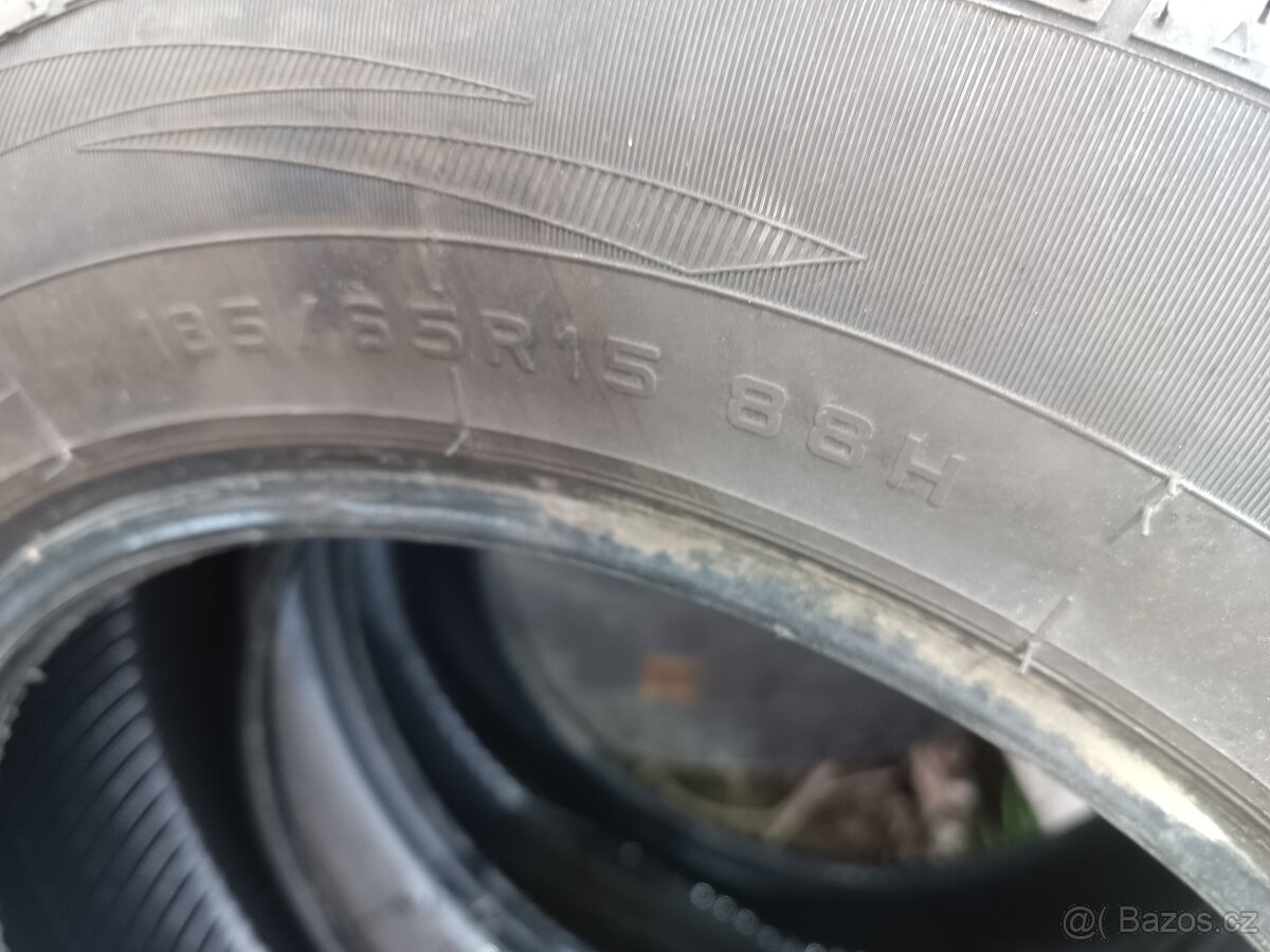 Pneu letní 185/65r15 - 3