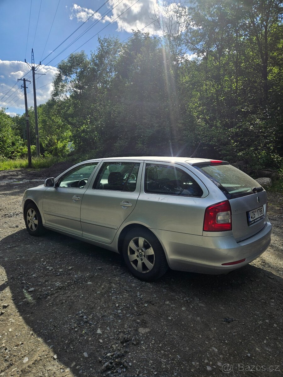 Škoda Octavia 2 1.6 77kW Combi - 3