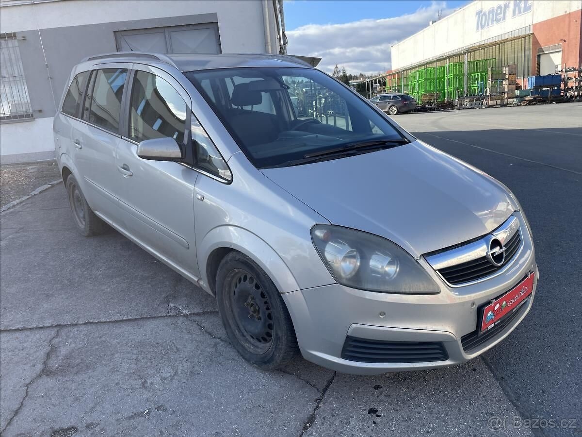 Opel Zafira 1,9 CDTI"88kW"7.míst"Servis - 3