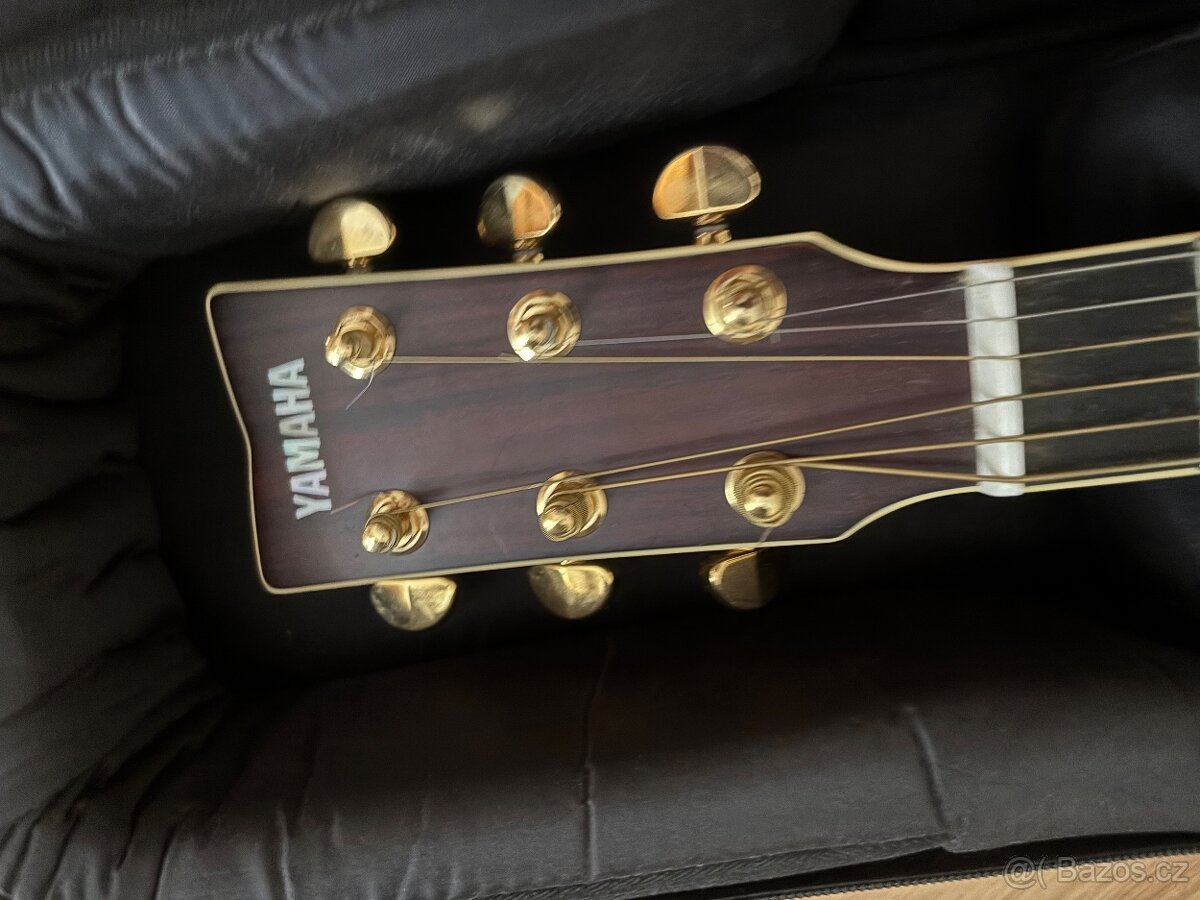 Transakusticka kytara Yamaha LL-TA - 3