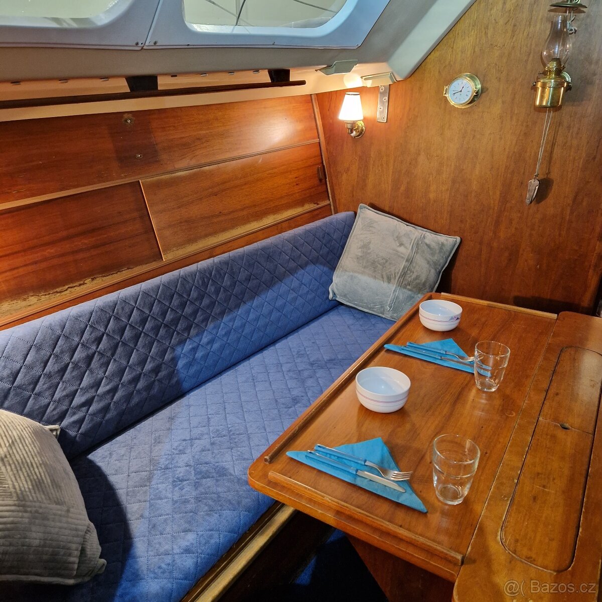 Kajutová plachetnice Comet 850 (IT) - 3