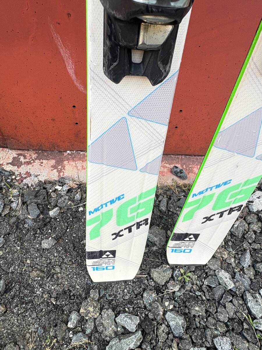 Sjezdové lyže Fischer 160cm 2 800 Kč - 3