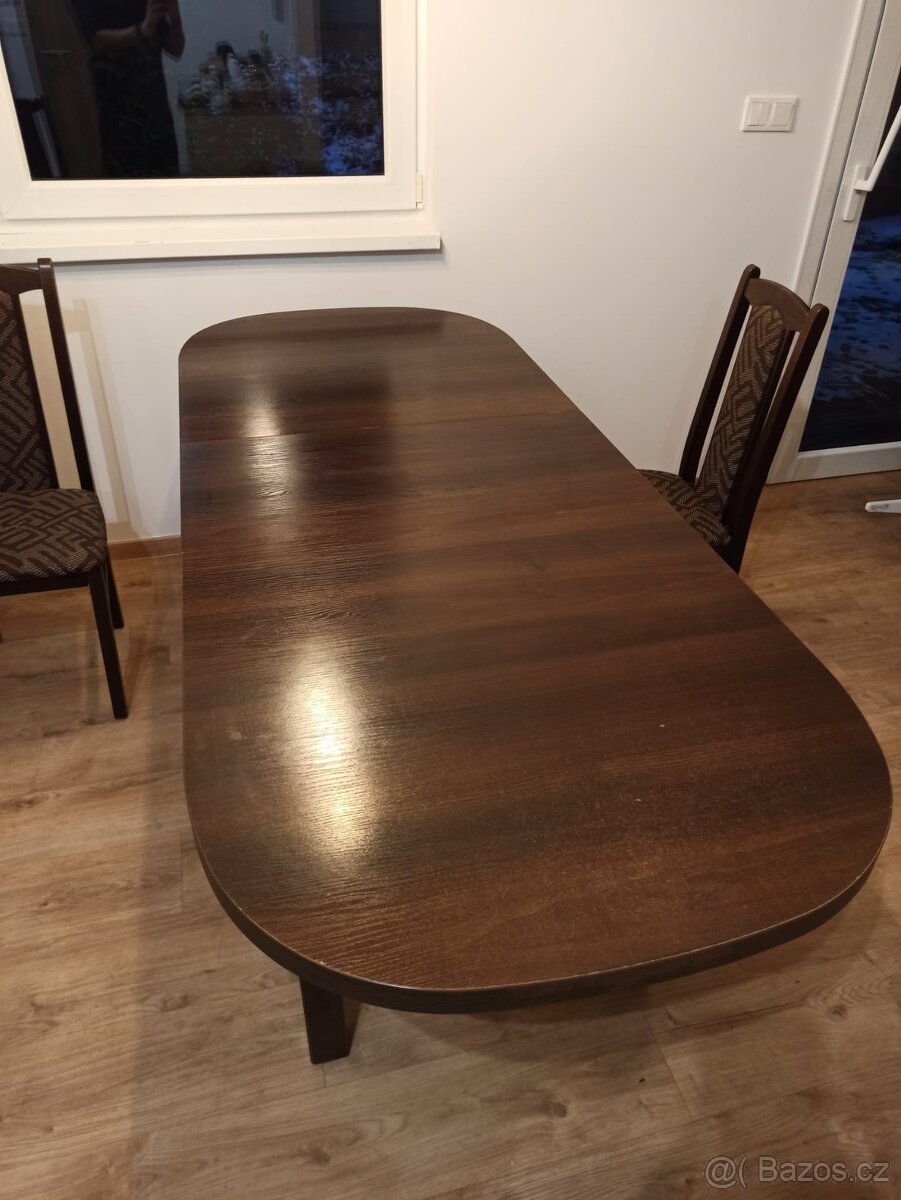 Rozkládací jídelní stůl + 6 židlí - 3