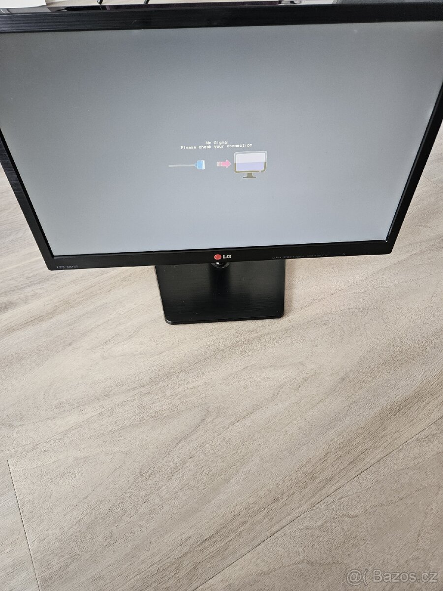 Monitor LG - 3