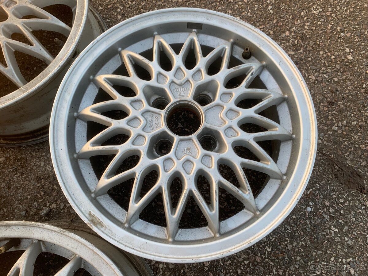 Alu disky R15 4x100 ET49 - 3