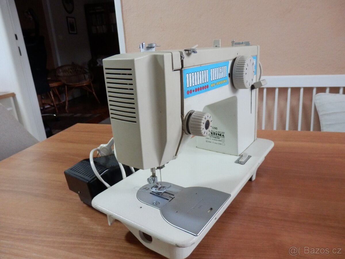 PRODÁM ŠICÍ STROJ VERITAS RUBINA - 3