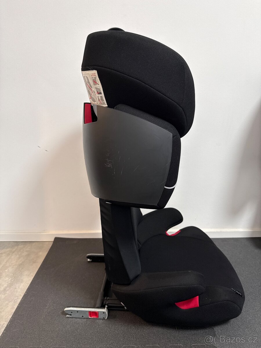 Prodám autosedačku Cybex (černou nebo šedivou) - 3