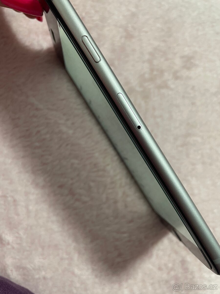 iPhone 6S 32 GB - 3