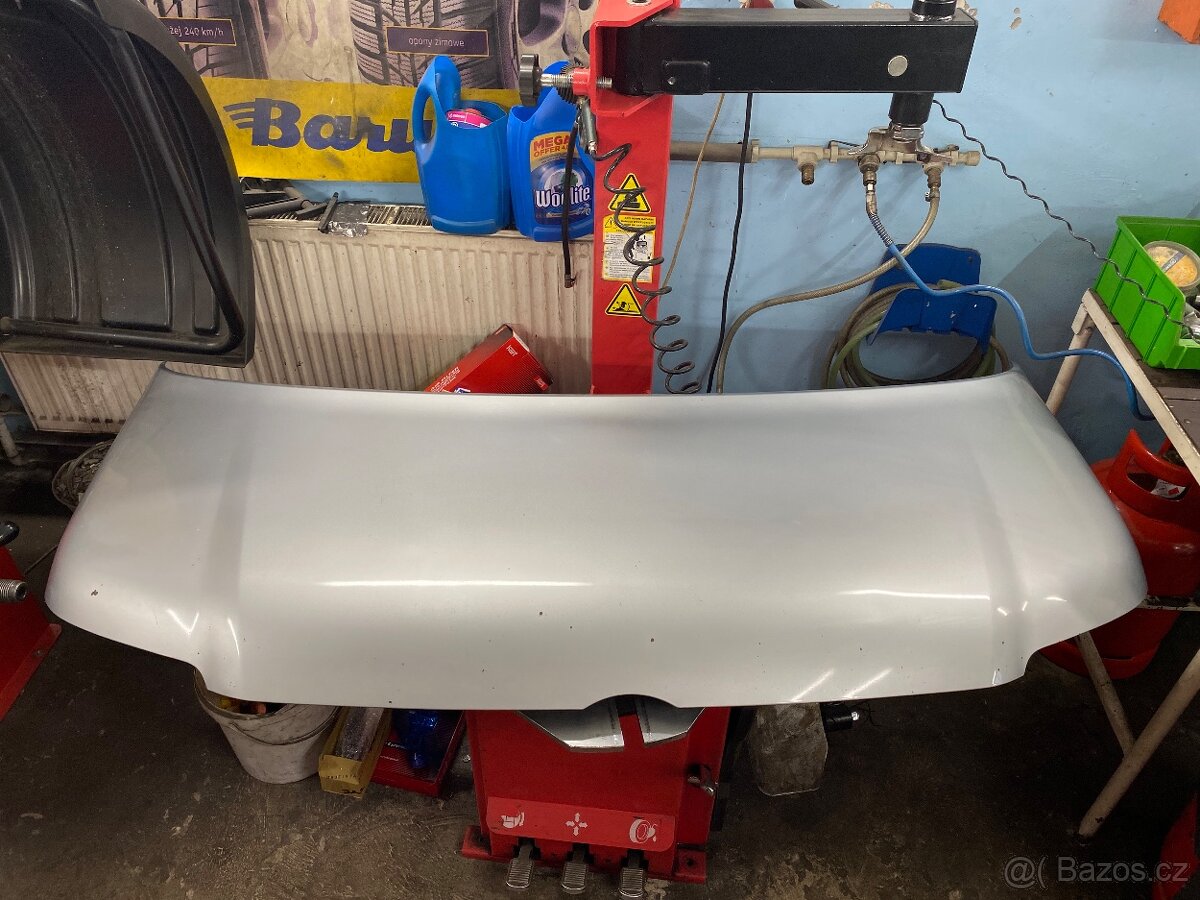 Kapota VW T5 - originání díl stříbrná - 3