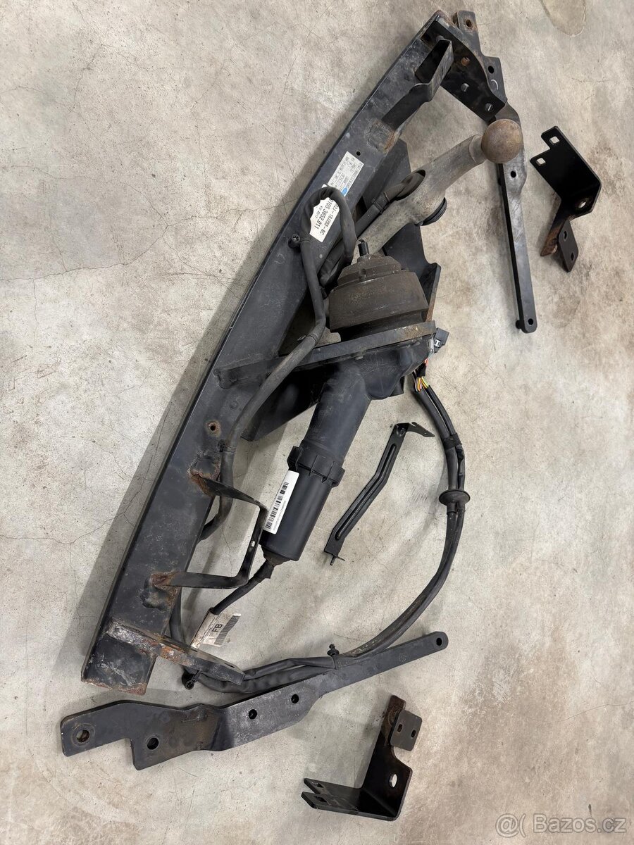 Tažne Ford Galaxy 2018 - 3