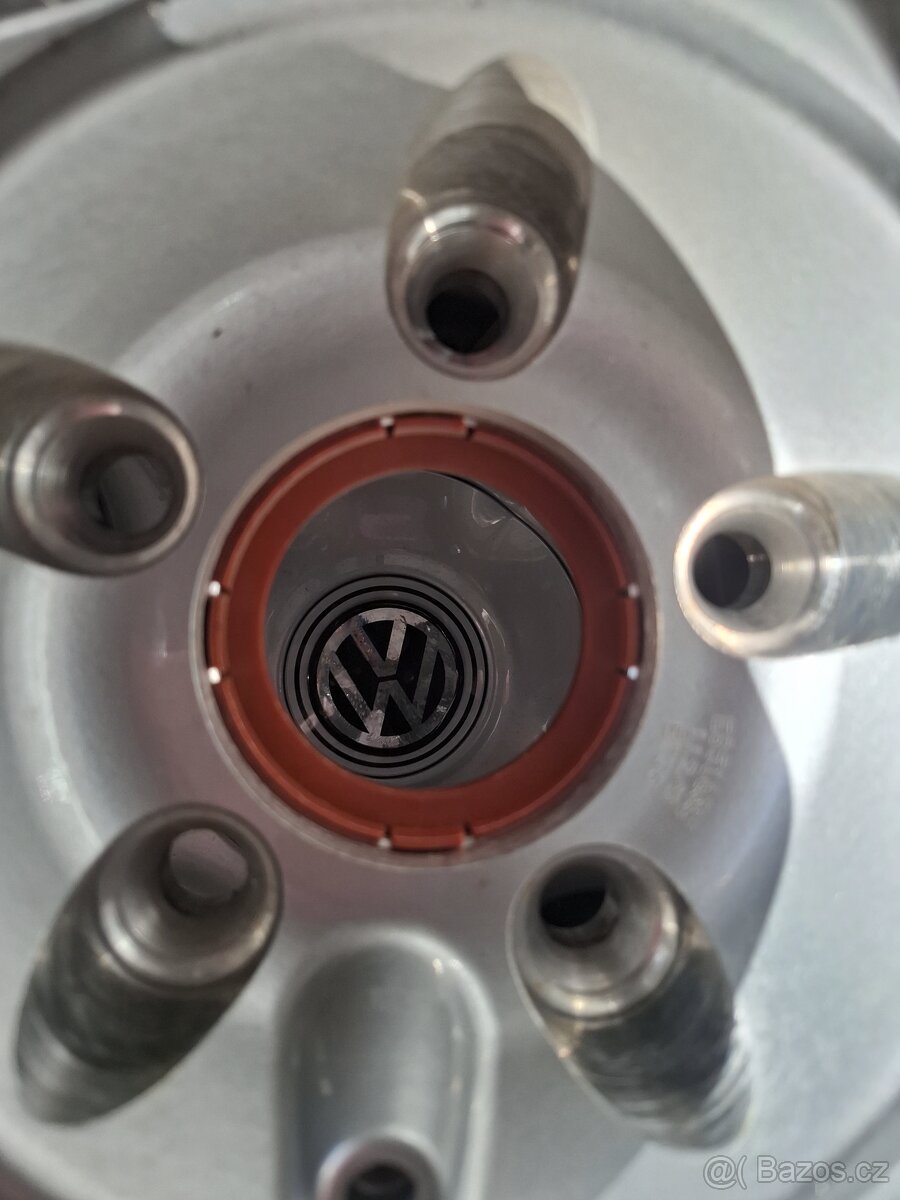 Disky volkswagen R18 - 3