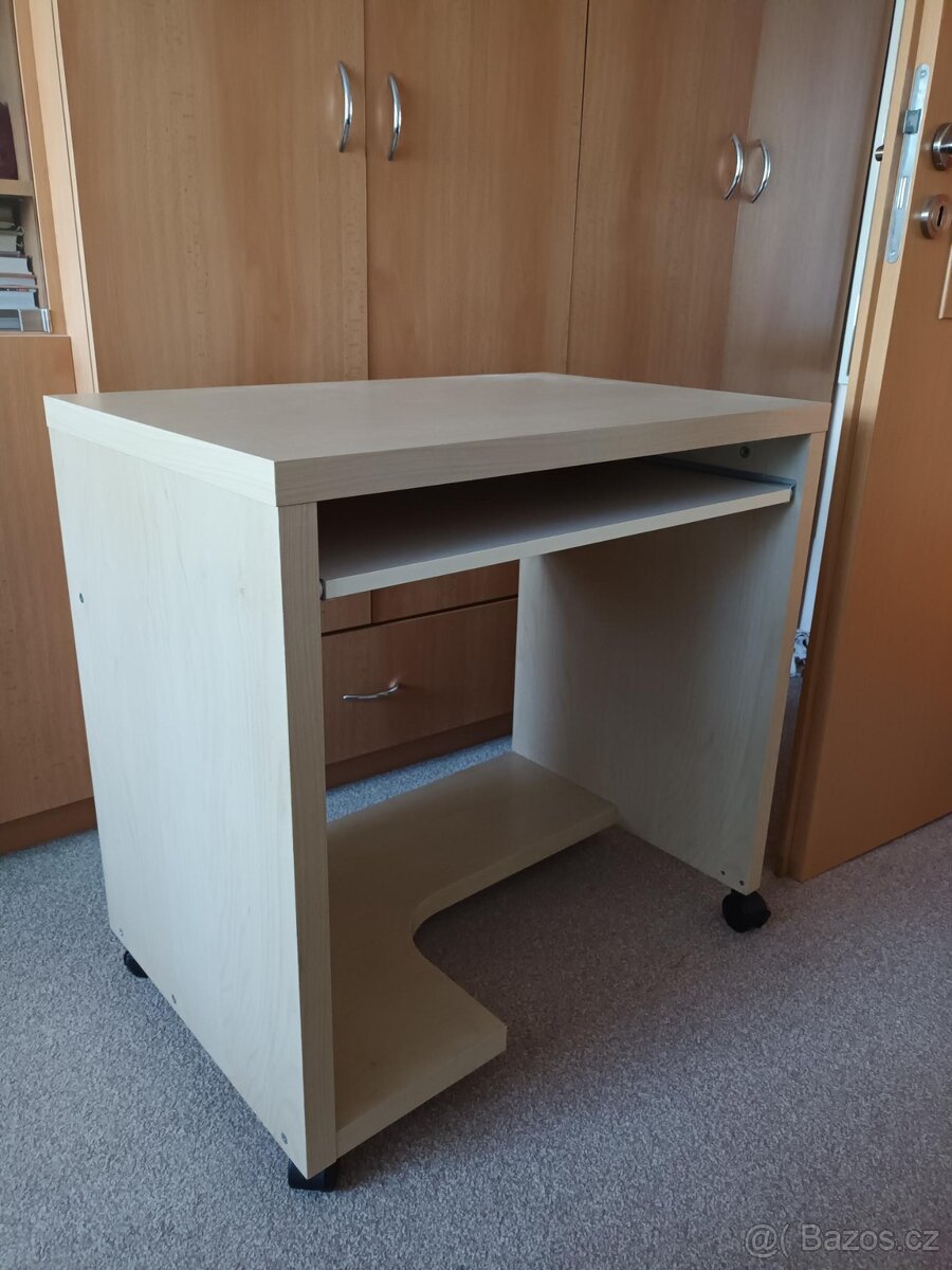 PC stůl - 3