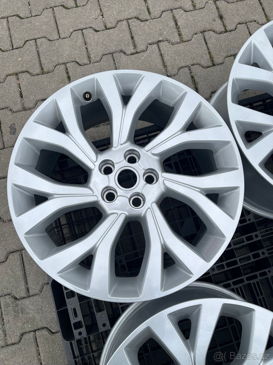 Land Rover Range Rover, nová kola 21"