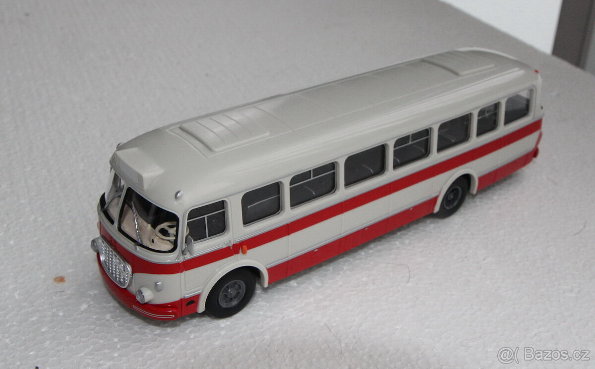 Jelcz 272 MEX - Škoda 706 RTO v měřítku 1:43 - 3