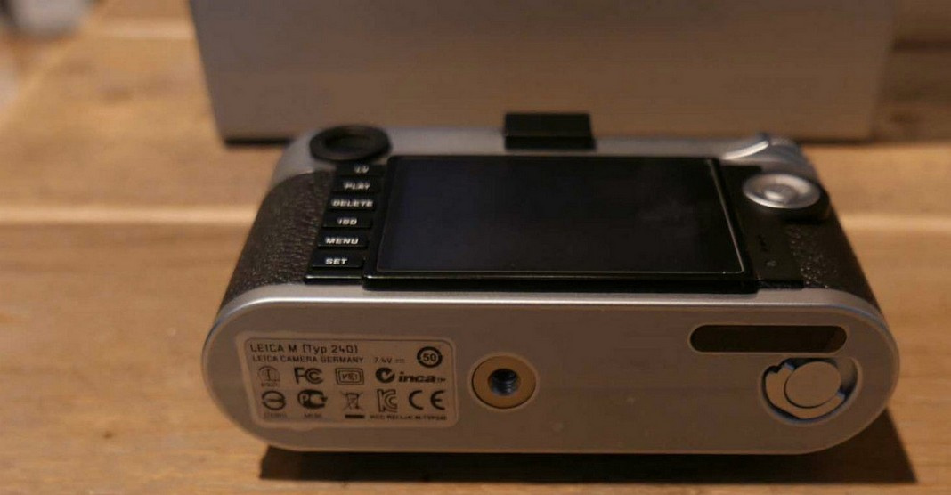 Leica M M (Typ 240) 24,0MP digitální fotoaparát - stříbrný - 3