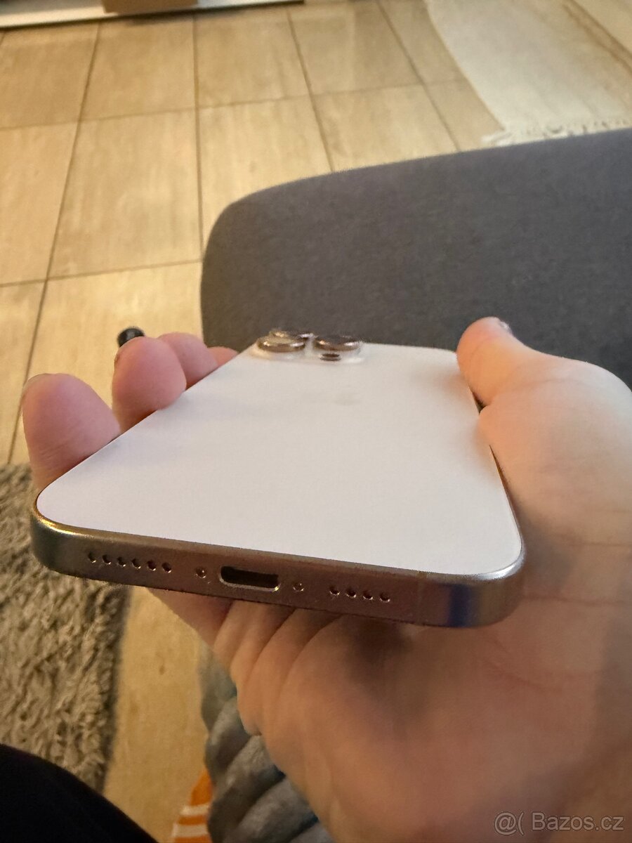 Iphone 16 pro max - 3