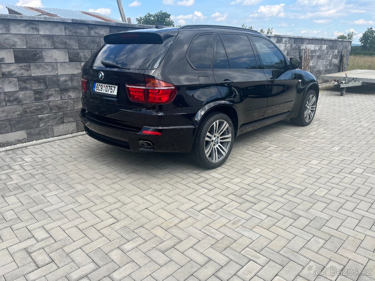 BMW X5 4.0D E70 - 3