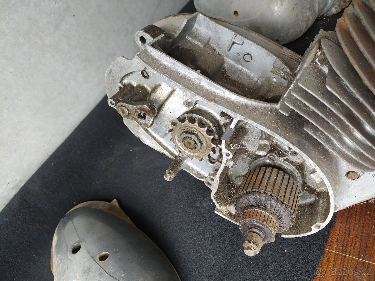 Motor Jawa ČZ 175 - 3