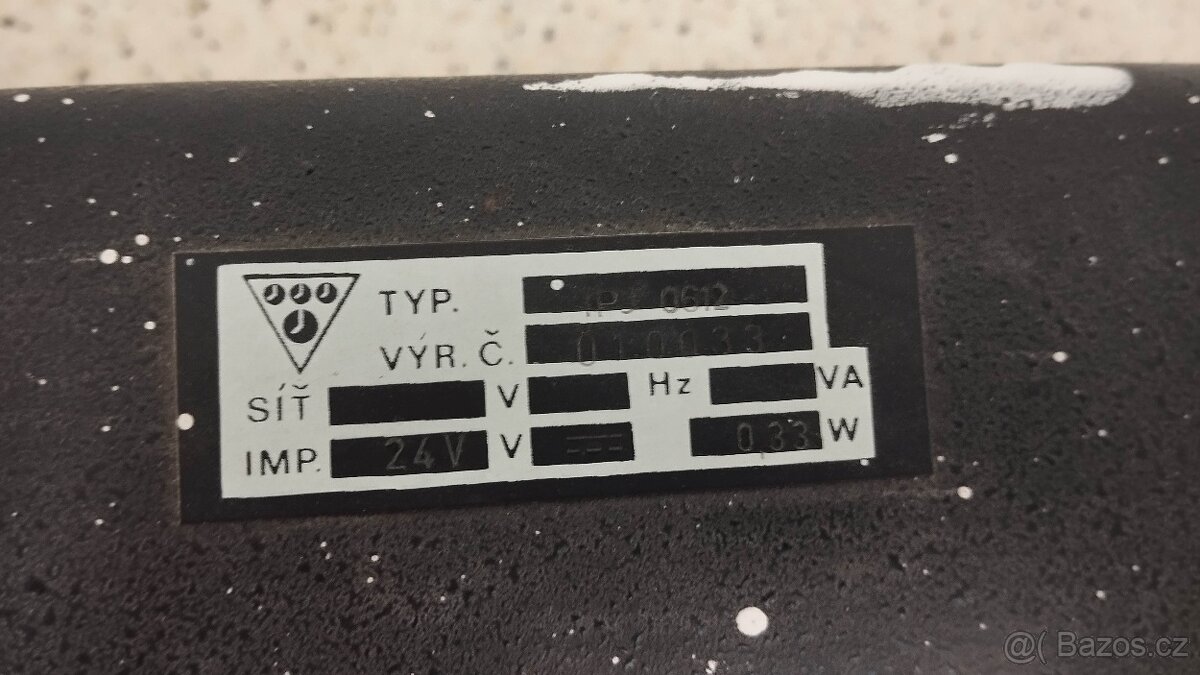 Pragotron - hodiny - 3