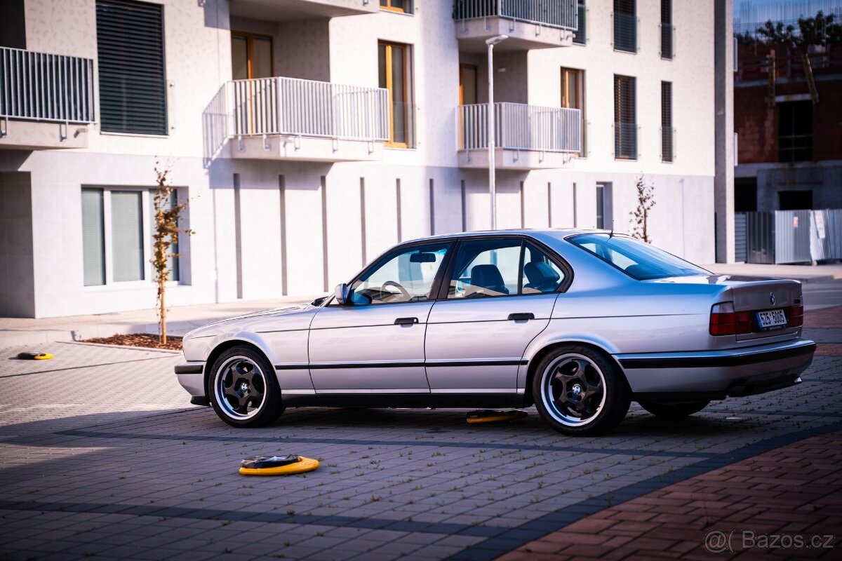 BMW M5 e34 3,8 250Kw Původ i KM - 3